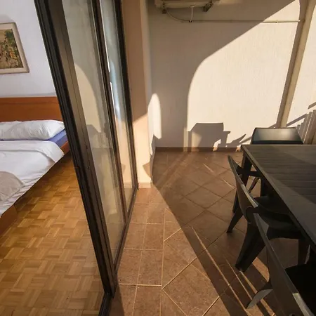 Big House For 8 * Привлака