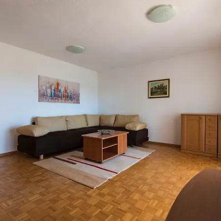 Big House For 8 Apartment Privlaka (Zadar)